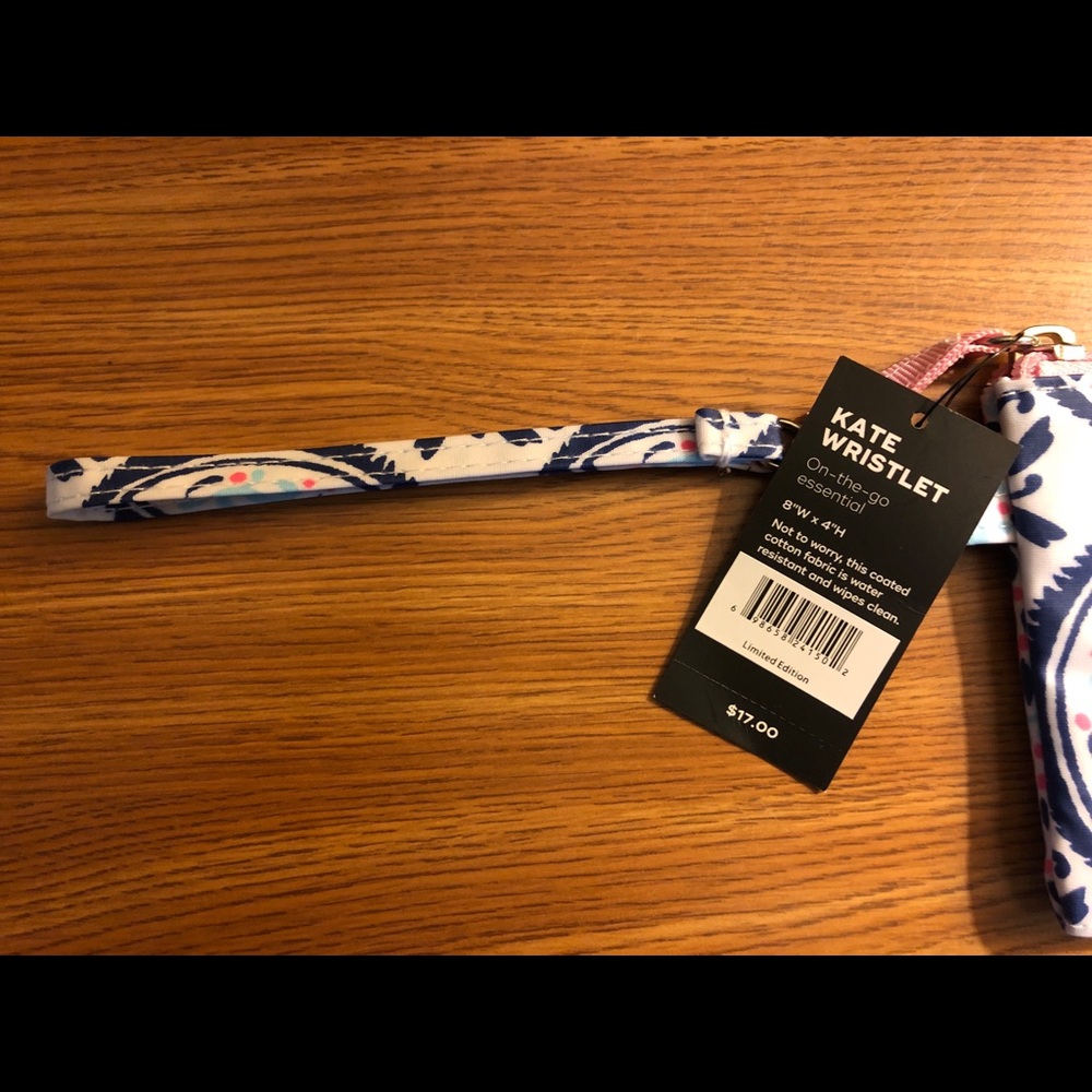 Scout Wristlet - Picture 3 of 3
